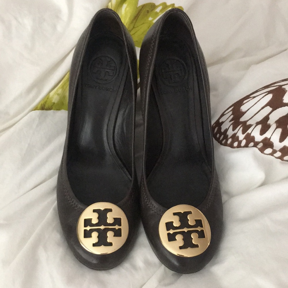 💕GUC💕Tory Burch Sally Wedge (Dark Brown Leather)